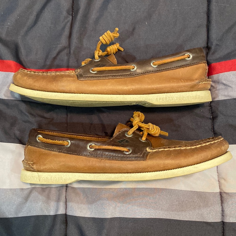 Sperry Top Sider Size 9 - image 1